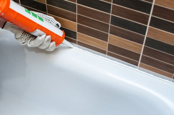 Bathtub Sealing in Bentonville
